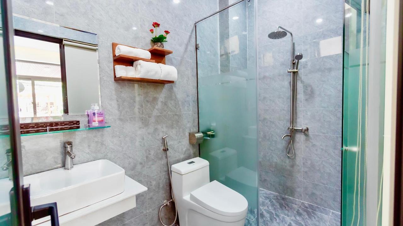 Lena Homestay & Villa Донг Хой Екстериор снимка