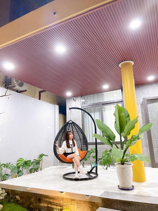 Lena Homestay & Villa Донг Хой Екстериор снимка