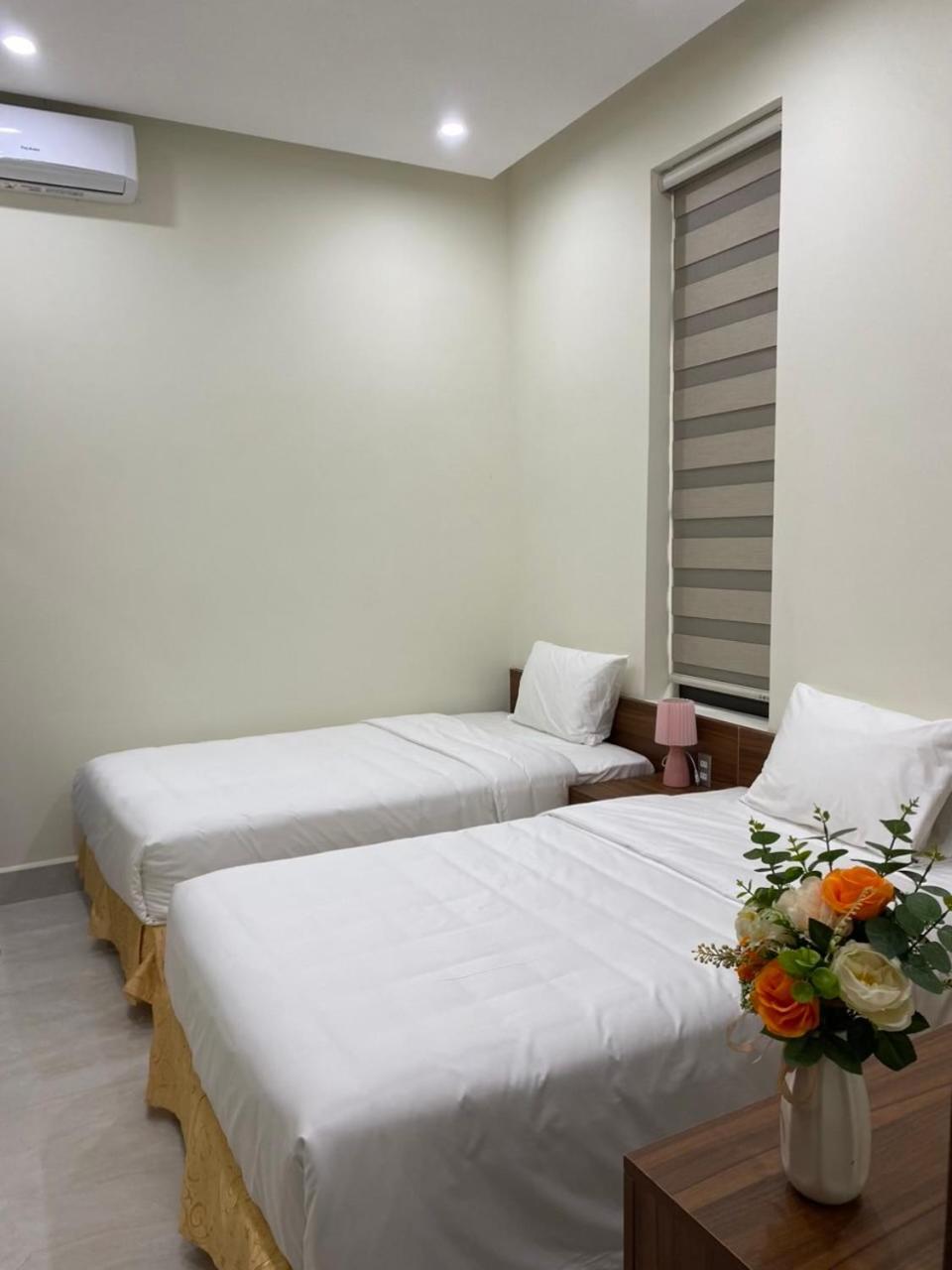 Lena Homestay & Villa Донг Хой Екстериор снимка